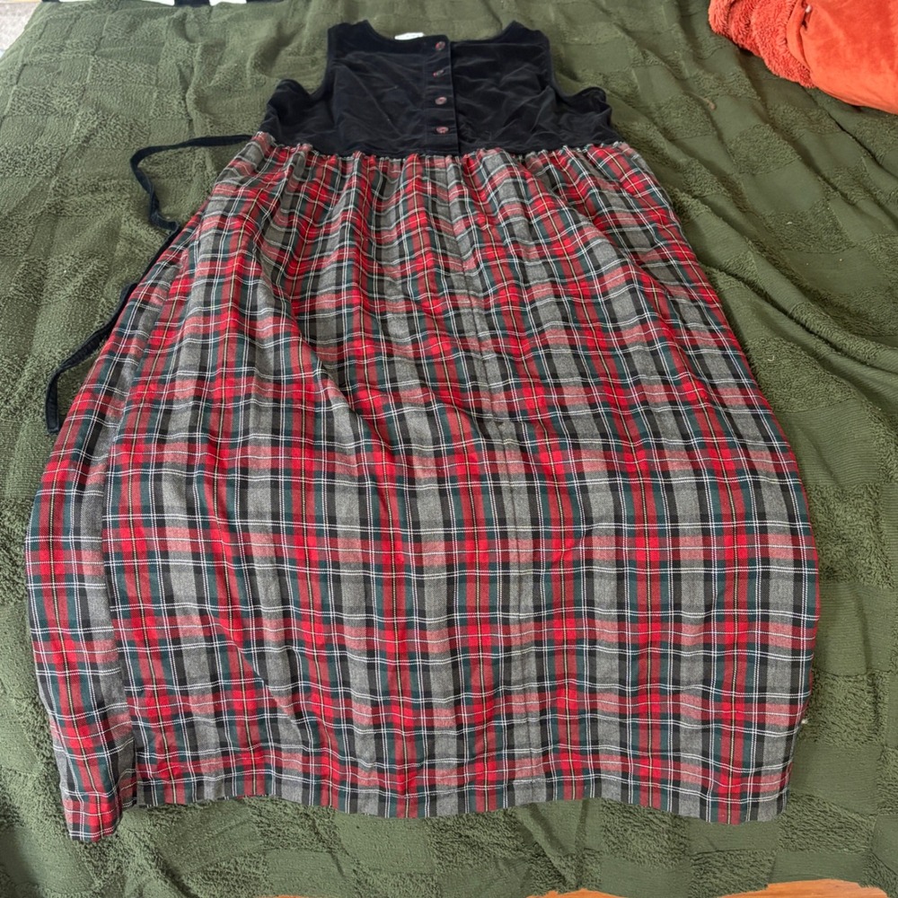 Bobbie Brooks Vintage Black Velvet Plaid Snowflake Midi Dress Red Grey Medium